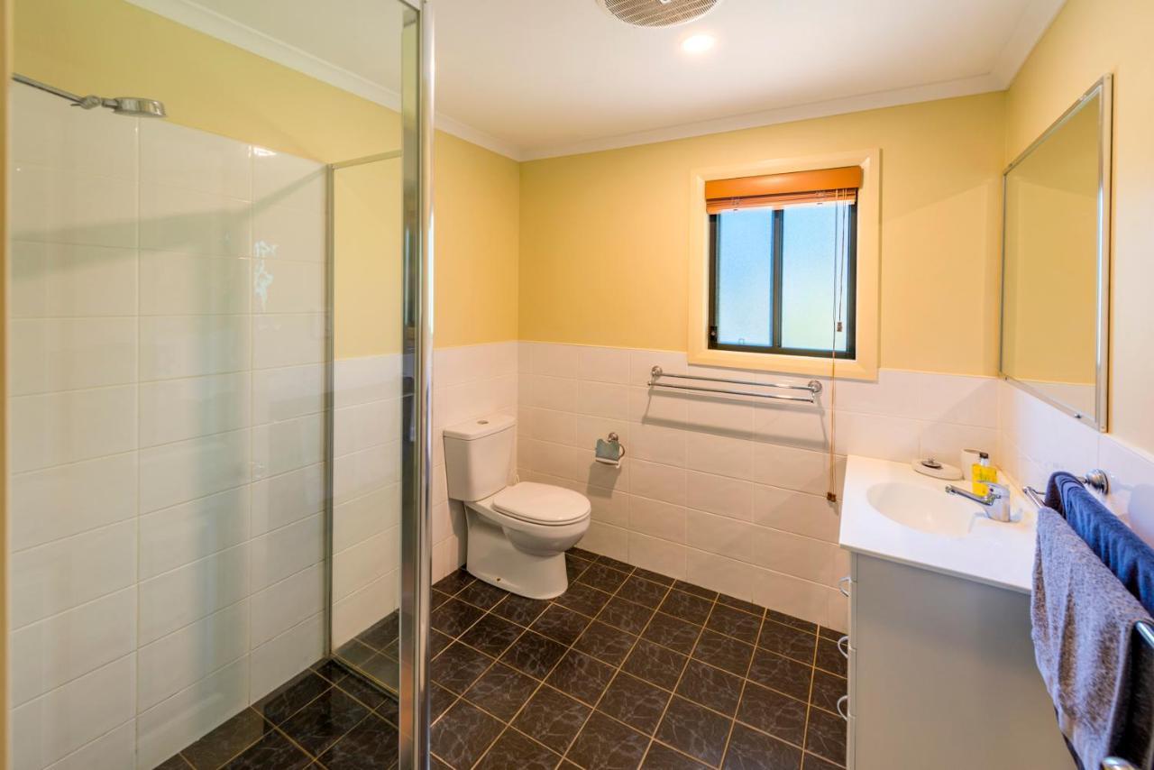 Safety Beach Bungalows Woolgoolga Exterior photo
