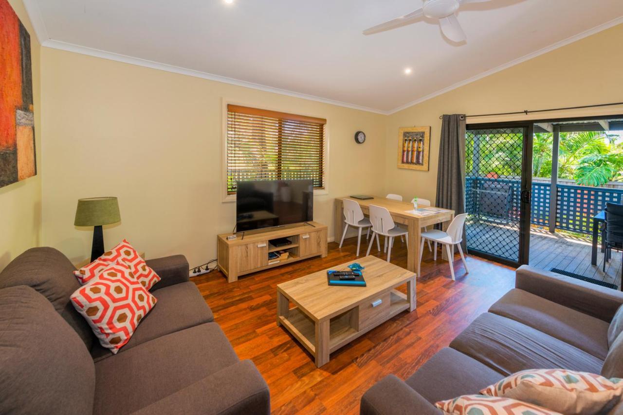 Safety Beach Bungalows Woolgoolga Exterior photo
