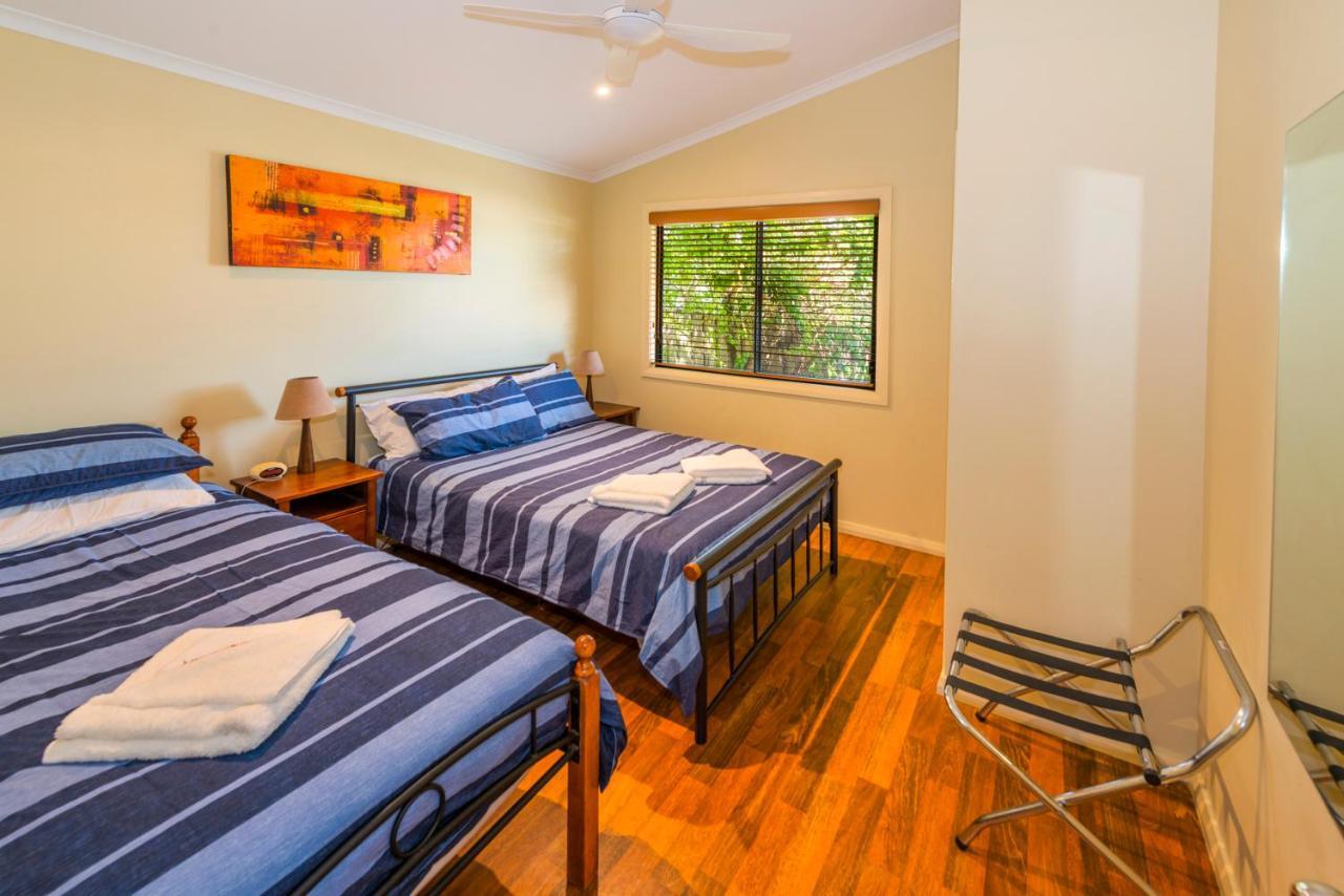 Safety Beach Bungalows Woolgoolga Exterior photo