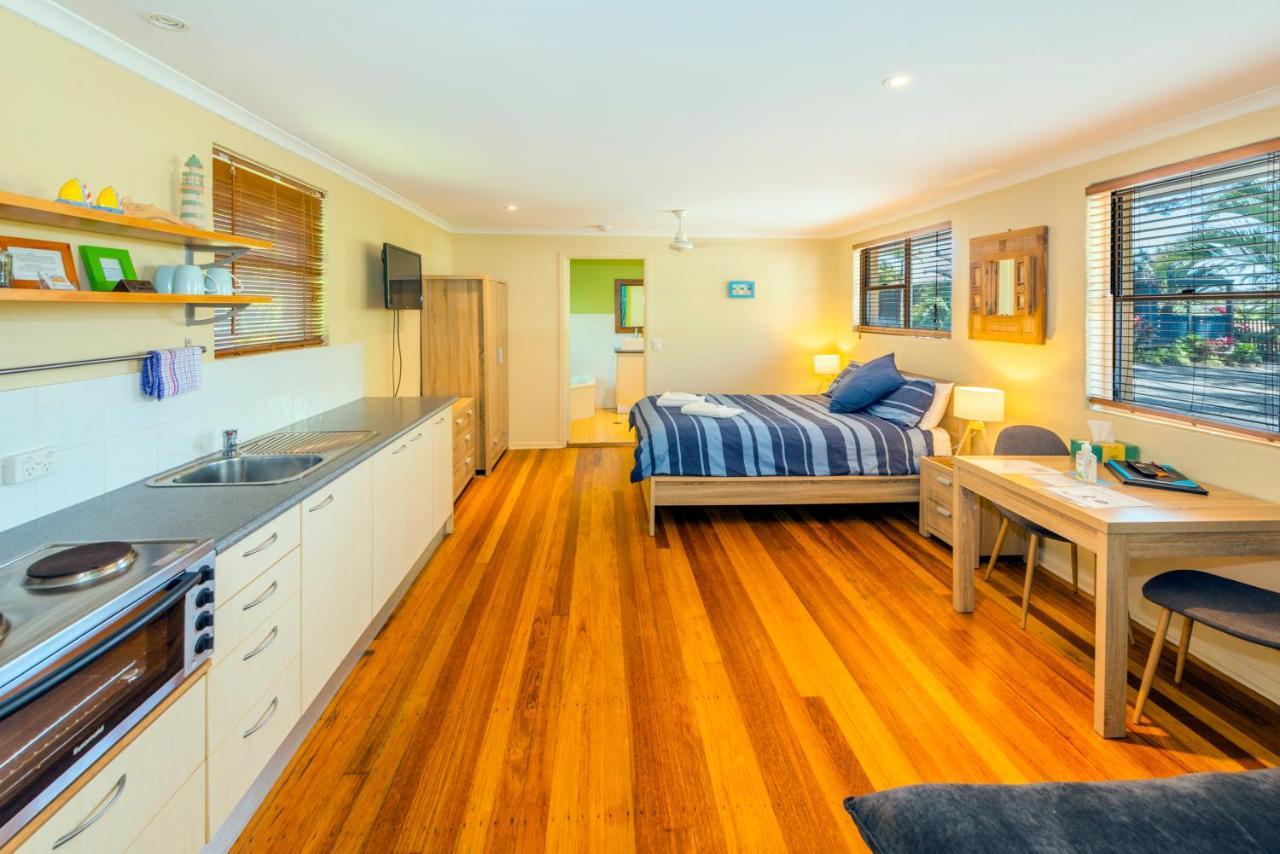 Safety Beach Bungalows Woolgoolga Exterior photo