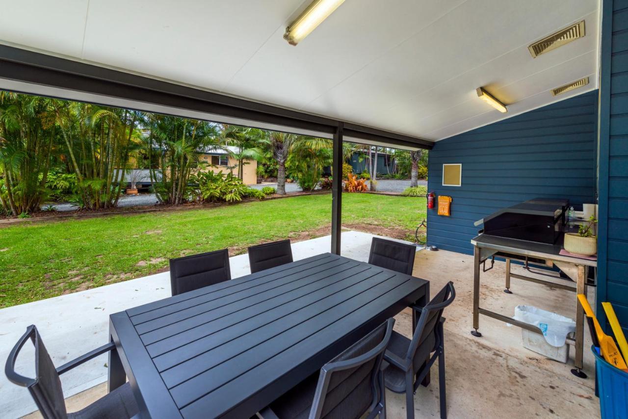 Safety Beach Bungalows Woolgoolga Exterior photo