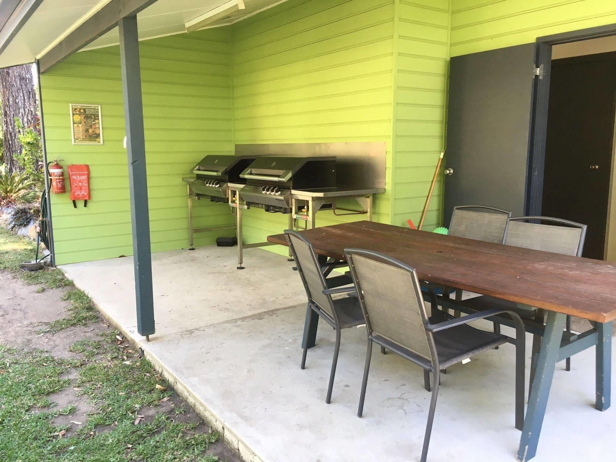 Safety Beach Bungalows Woolgoolga Exterior photo